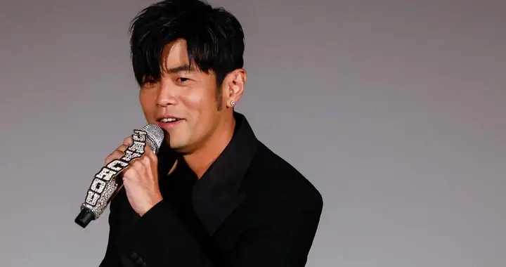 锐评：周杰伦3小时演唱会实唱不足90分钟，冲上热搜！花钱听划水