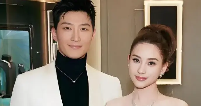 豪门婚变疑云！向太删离婚帖，窦骁拒签协议还没领证？头像露端倪