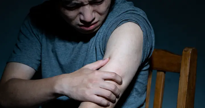 皮肤表面经常痒，总抓不破湿疹？或在提醒你这5个误区，别忽视了