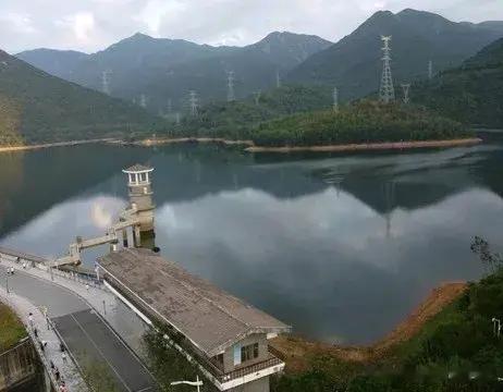 伊泰普 - 图库鲁伊联合水电系统