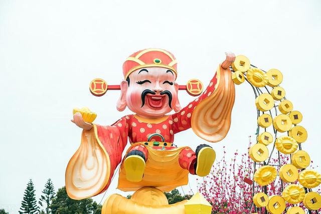 看着文弱，实际上却是内心非常坚强，内心最强大的三大星座