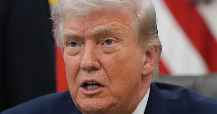 伊朗开始收费，中方船只通过霍尔木兹海峡，特朗普让盟友二选一