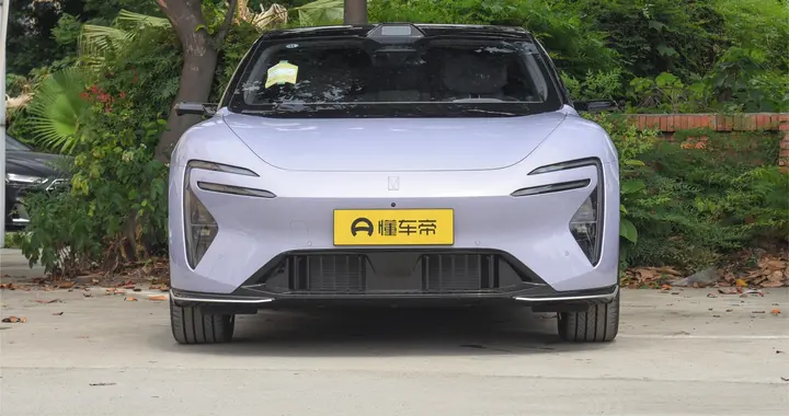 阿维塔06：华为深度赋能，3.9 秒破百 + 600 公里续航  年轻人的豪华车