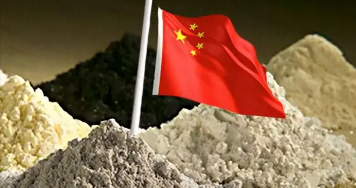 刚拿下稀土大单，特朗普又要开第二枪，全球收到通告，中国被做局