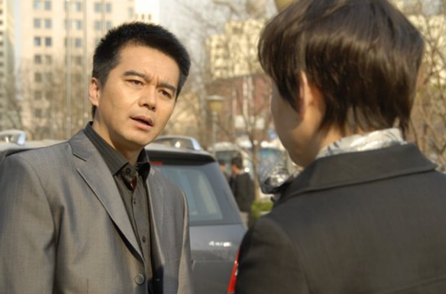 父亲去世后，长兄提议聚会，餐后我退了家族群