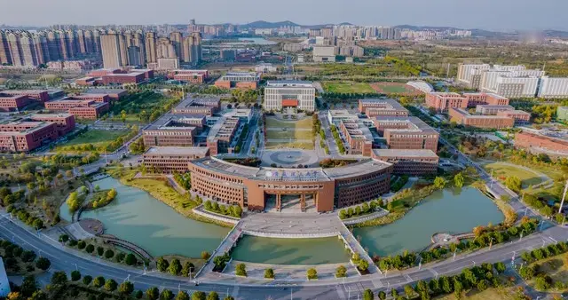 安徽中医药大学和青海师范大学哪个好？谁更厉害？附差距对比