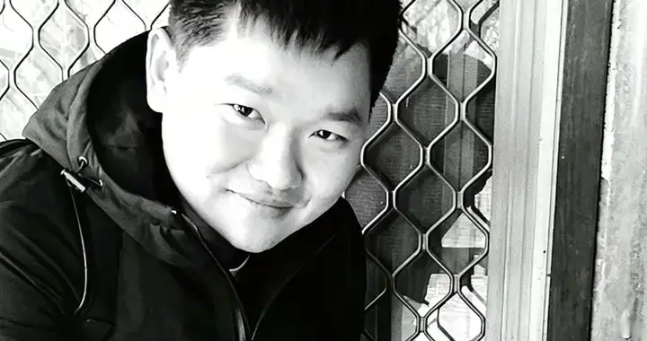 河南37岁张稳出轨后患癌去世，妻子陪到最后，临终发现外债几十万