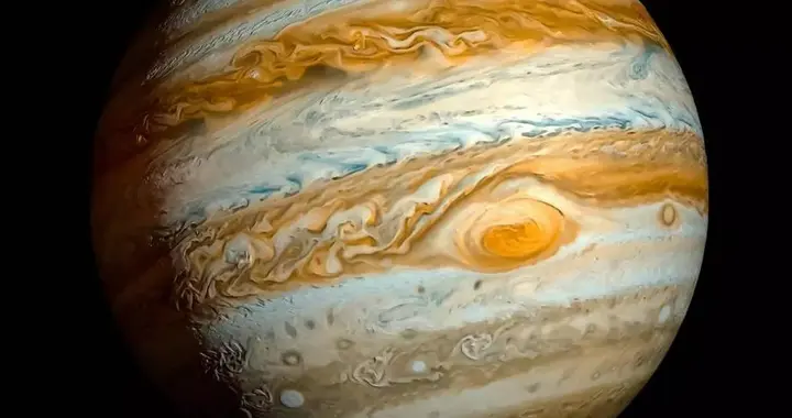 冷知识：木星没有固态地表，全是气态物质，越往核心越浓稠致密