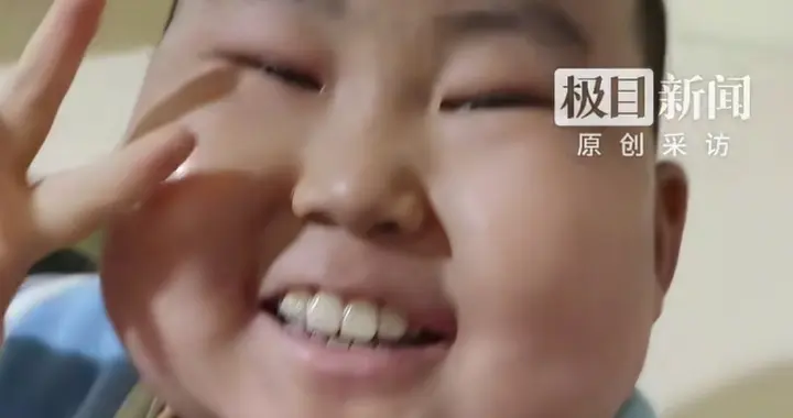 就该封杀！百万网红为蹭流量，竟“祝贺”抗癌儿童去世，惹众怒