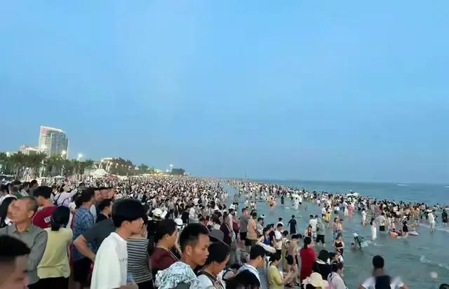 同为广西沿海城市，为何钦州的旅游经济被北海和防城甩出了几条街