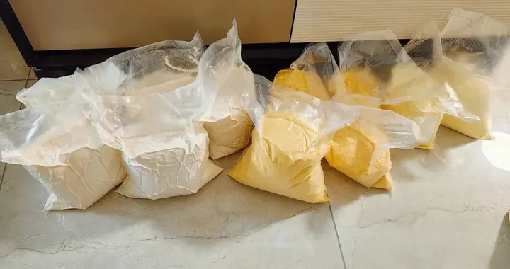 每次回老家都是连吃带拿，带回一后备箱