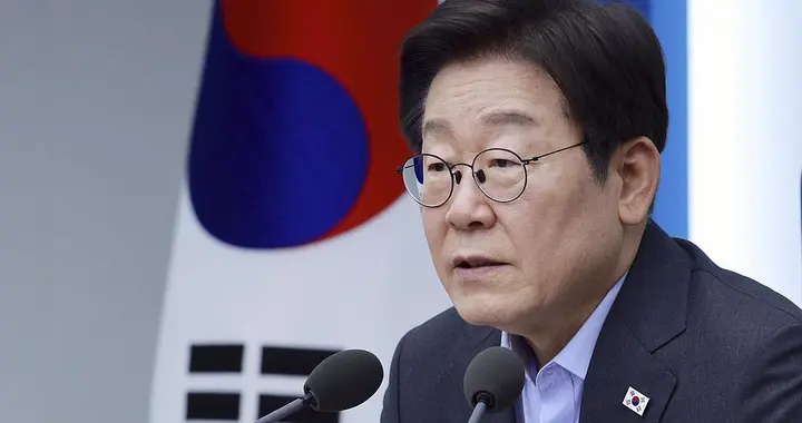 硬气！李在明宣布韩国将从美国手中，收回战时作战指挥权！