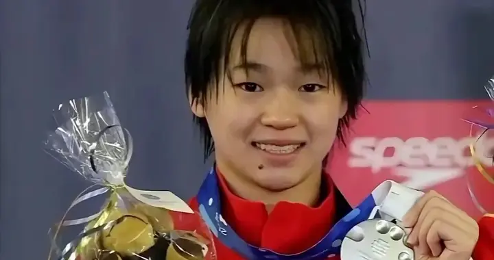 全红婵退出单人赛不是临时决定，售票方令粉丝不满，被指吃相难看