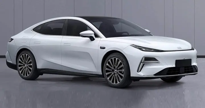 银河星耀8又有新消息曝光，轴距近3米，两种纯电续航可选