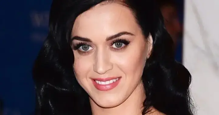 41岁“水果姐”现身灵隐寺