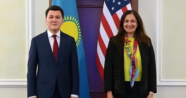 中俄新动脉，都绕开哈国，向西方打开大门的托卡耶夫，该心中有数