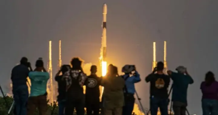 马斯克要停飞猎鹰9，星舰还没准备好，整个西方商业航天都慌了
