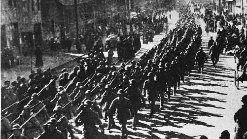 请叫我安大侠：野史：河南，一男子开采石头