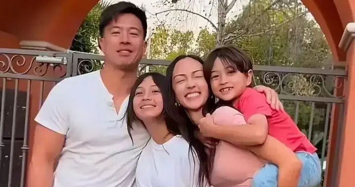 安志杰美国豪宅首曝光！48岁肌肉依旧，混血妻儿颜值惊人