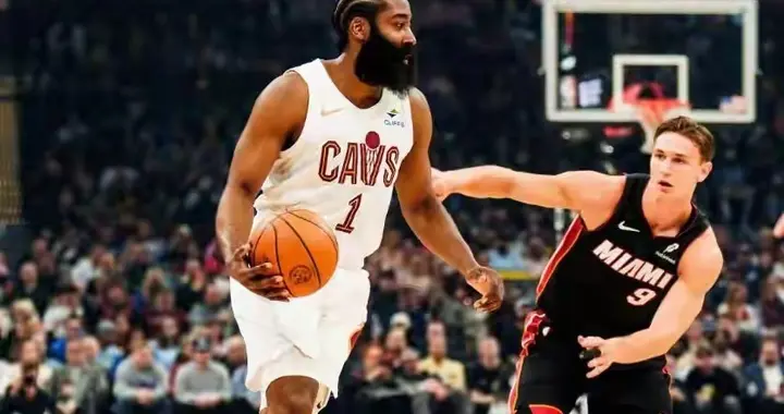 骑士149分大胜，却难掩冲冠最大的隐患:哈登米切尔4个深层次矛盾