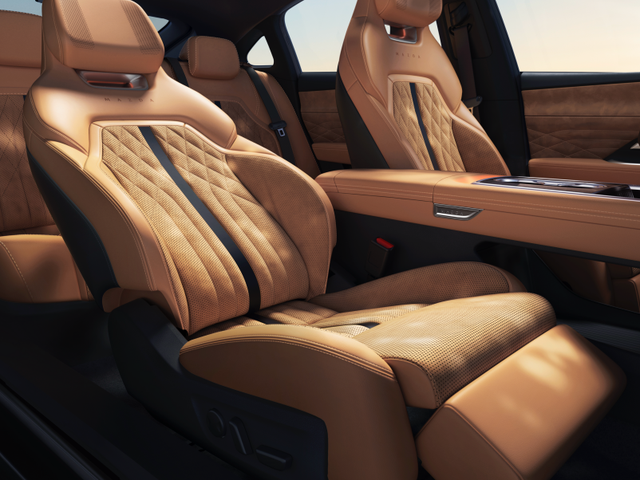 “被忽视”的高端混动MPV，从37.58万降到22万多，还要啥GL8？