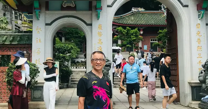 七律· 生日感怀（新韵）