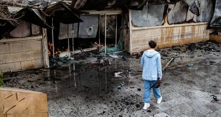 伊朗专家谈伊朗：伊斯兰共和国如何被推向崩溃边缘？