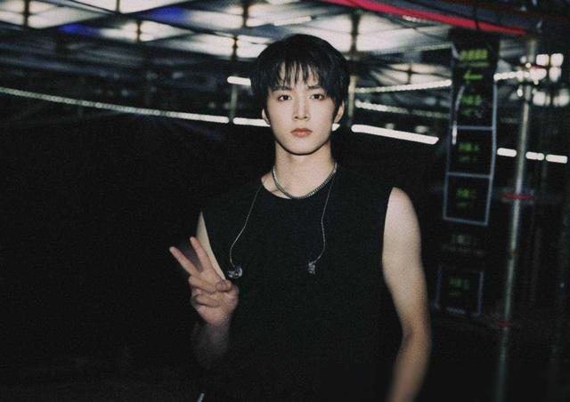 时代峰峻辟谣刘耀文与剧组女演员恋情：恶意造谣