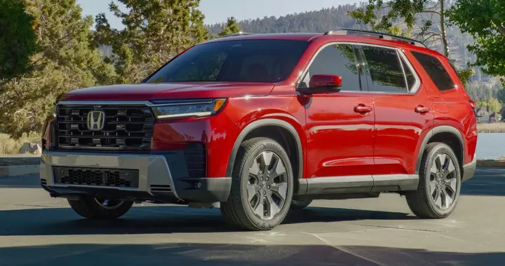 本田Pilot中期改款：中控上大屏、安全再升级，30万买六缸动力