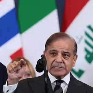 枕书斋：4月7日早上，特朗普在真实社交平