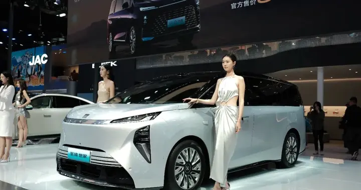 小鹏X9增程狠卷30万，别克至境世家下压45万，梦想家、腾势D9承压