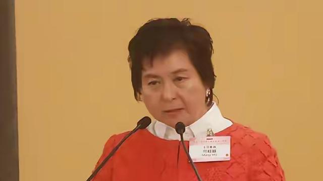 爱喝水的仙人掌：何超蕸去世 我有件事一直