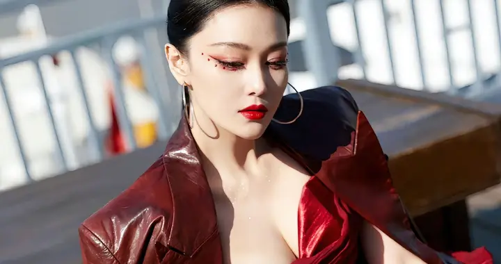 张馨予