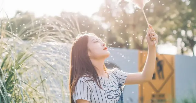 在感情里内敛含蓄，不会主动追求人的星座女