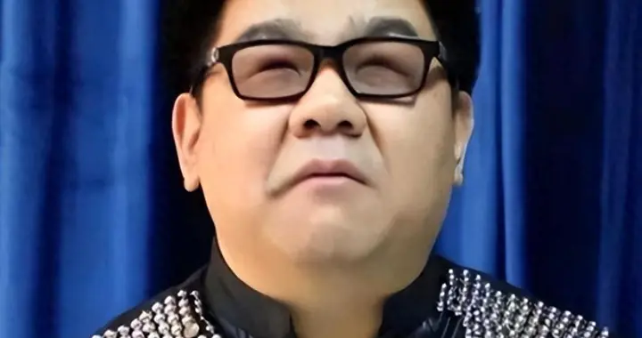 善恶终有报！狂妄自大的“盲人”歌手杨光，终究付出了惨痛代价