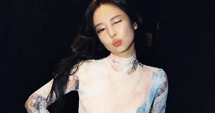 Jennie新造型美图更新 ​​