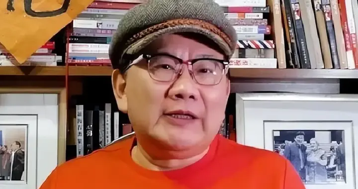 争议缠身的曹可凡，靠离世3天的董建华，让骂过自己的人开始道歉