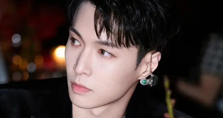 张艺兴工作室否认被封杀，理记再度硬核手撕：屡次违规出国不报备