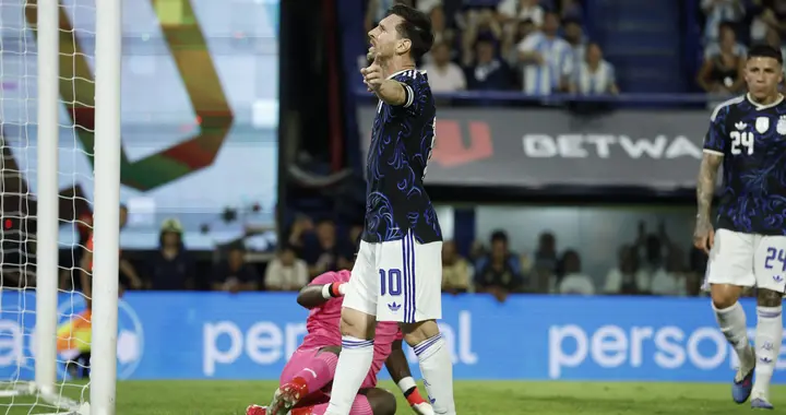 阿根廷国家队国际友谊赛5-0大胜赞比亚，尽显统治力