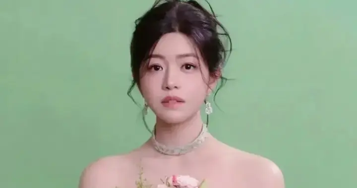 抹黑陈妍希7年黑粉败诉，身份曝光和陈晓是群友，男方无视引热议