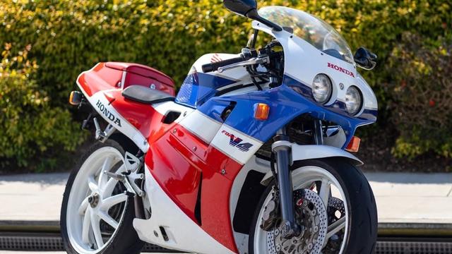 言之有理：1990 Honda 本田VF