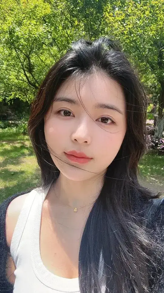 情人之间欢爱的本质，从来都是各取所需