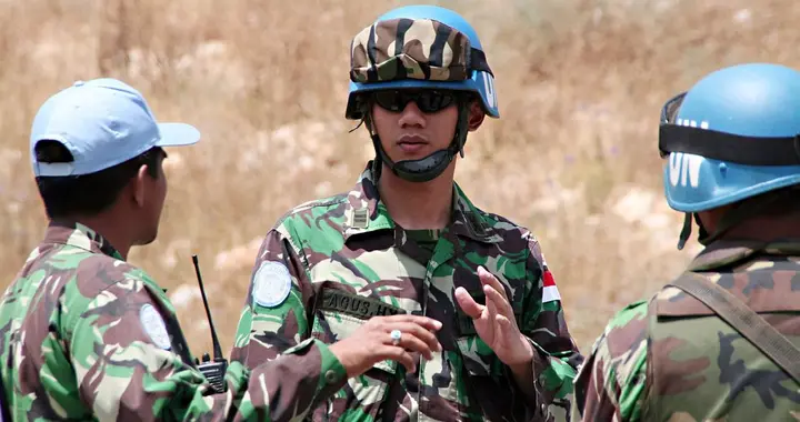 联合国维和人员被拦下扣押，以色列这波操作到底想试探什么？