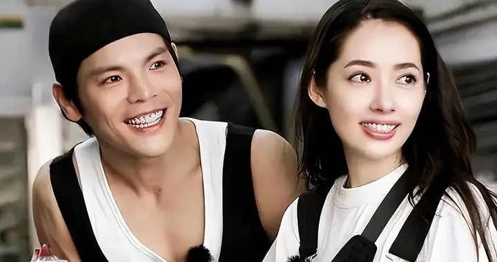 从“六亿败笔”到直播带货：向佐 翻身，照见了香港电影最后的体面