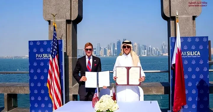 中东三国彻底反水：驱美军、引巴铁、抱中国，抛弃美国保护伞