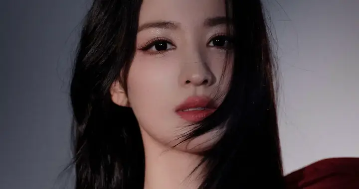 美女壁纸-第6618期-王楚然