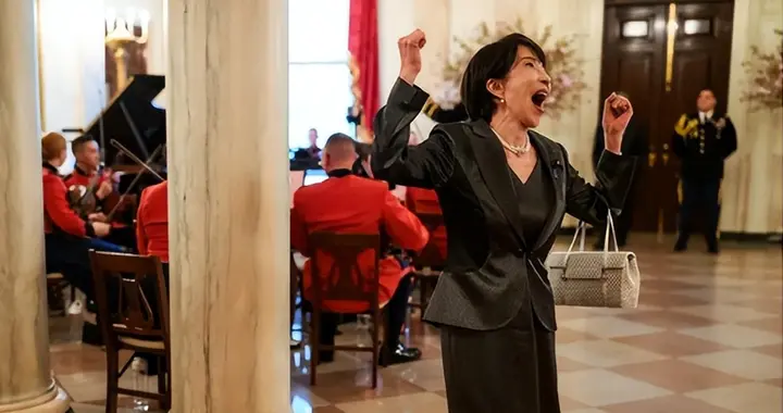 白宫向全世界公布了高市的丑态百出，日本网民炸了：国耻！丢脸