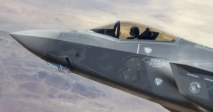 美国加速批量生产F-35，十年850架订单背后的真实意图