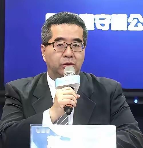 台湾国民党撕下多年的伪装，拒不接受一国两制和平统一模式。  别人忙着把...