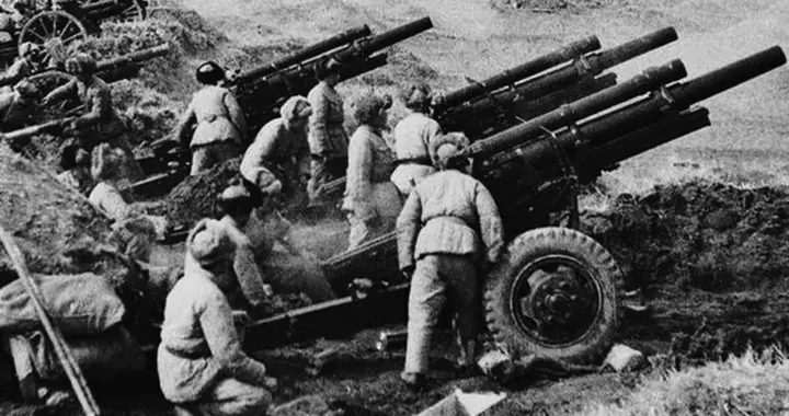 1948年，解放战争神奇一幕：上午是敌，中午加入我军，下午成战友